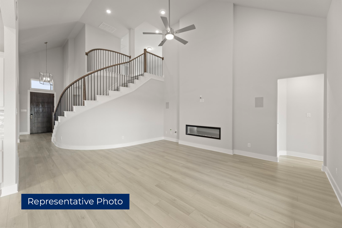 Valencia on The Lake - Photo 03