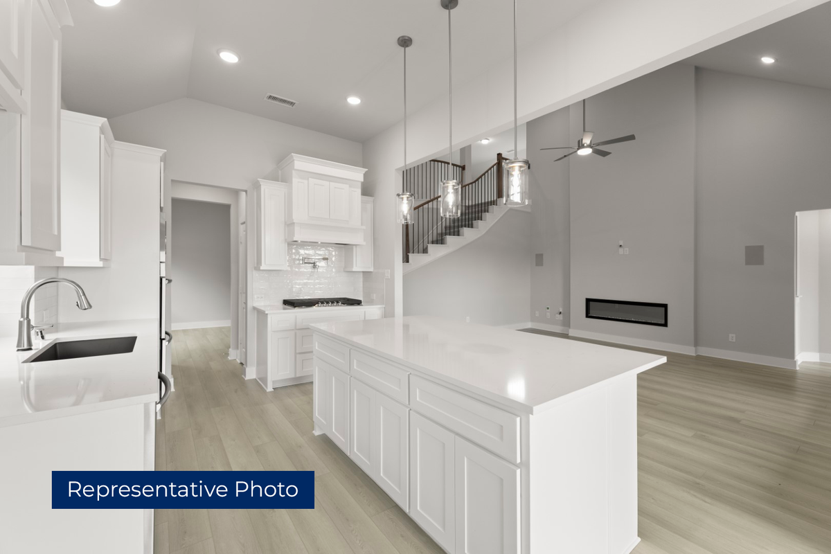 Valencia on The Lake - Photo 07