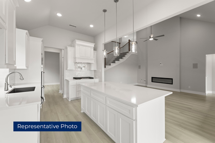 Valencia on The Lake - Photo 07