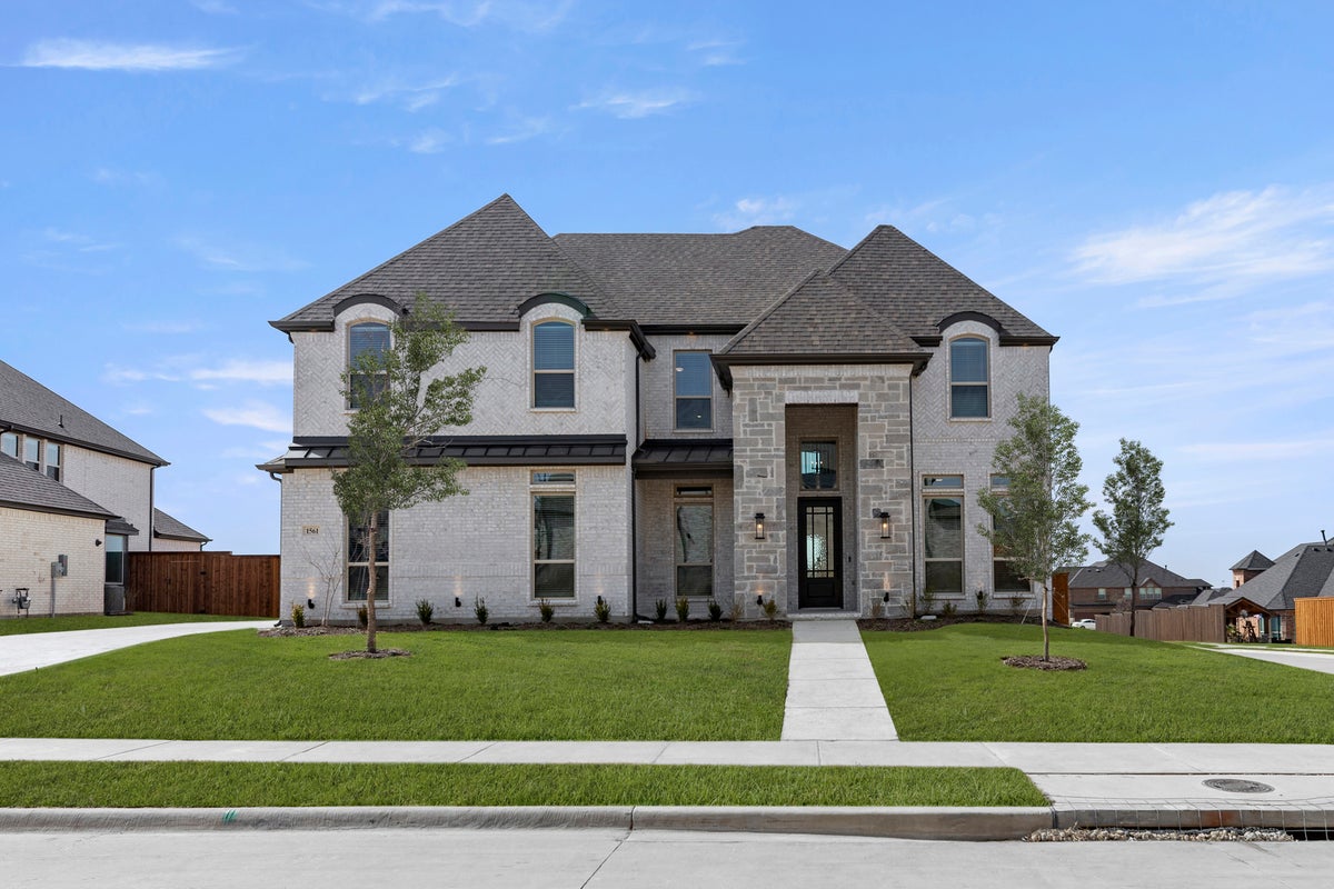 Cambridge Estates - Harwood - Photo 01