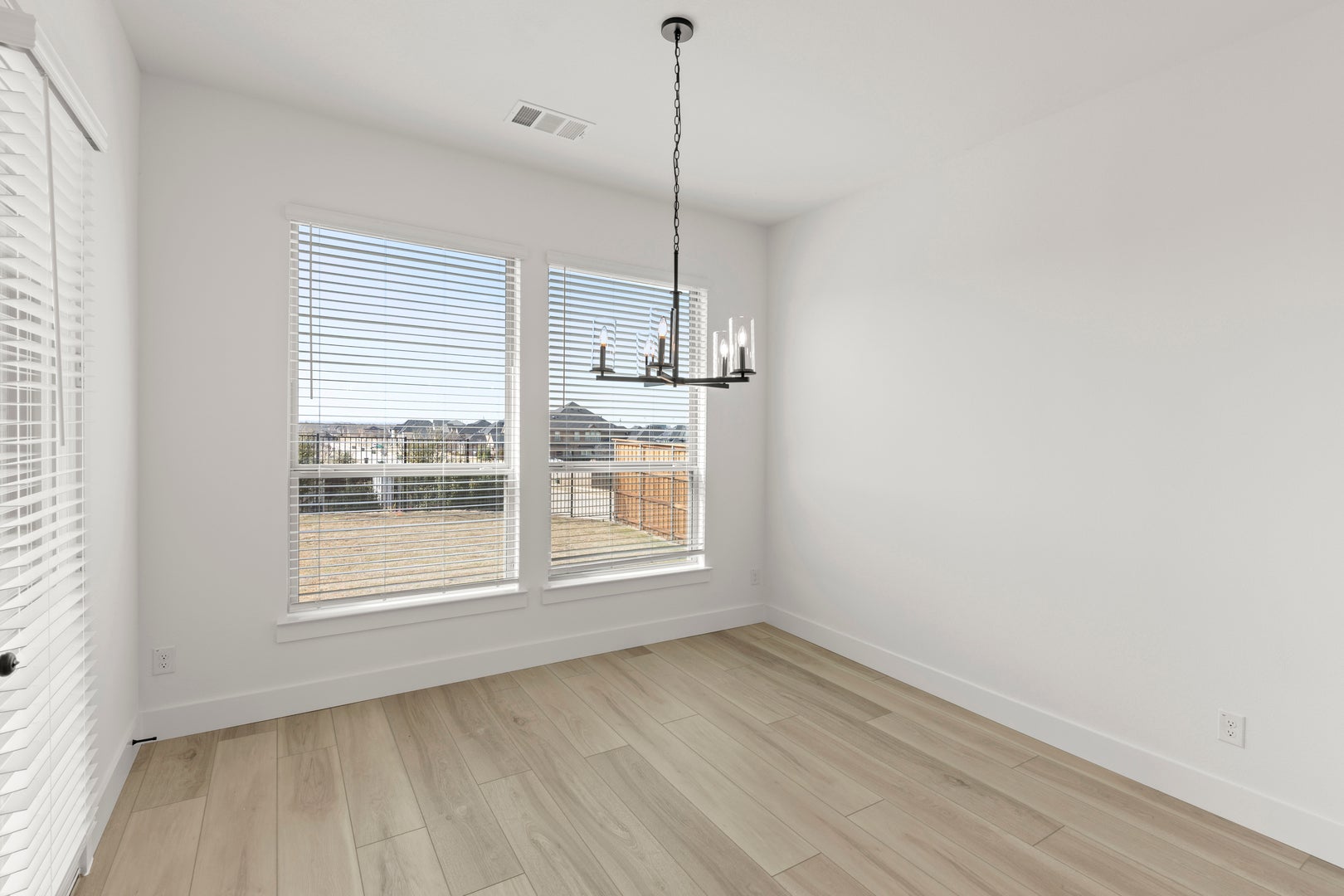 Cambridge Estates - Harwood - 16