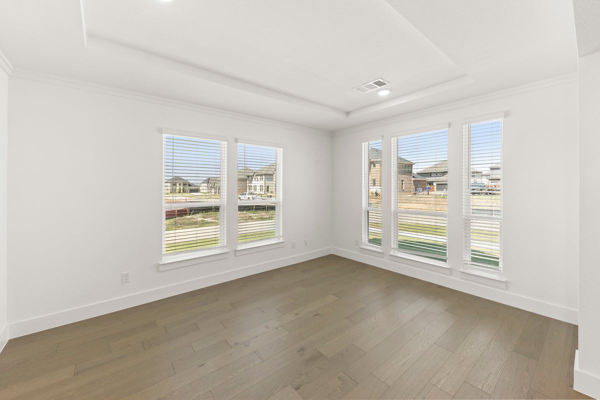 Villages of Creekwood - Photo 08