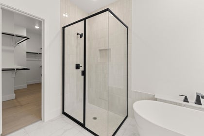 Villages of Creekwood - Photo 12