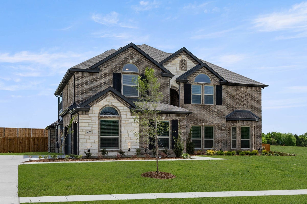 Broadmoor Estates - Photo 02