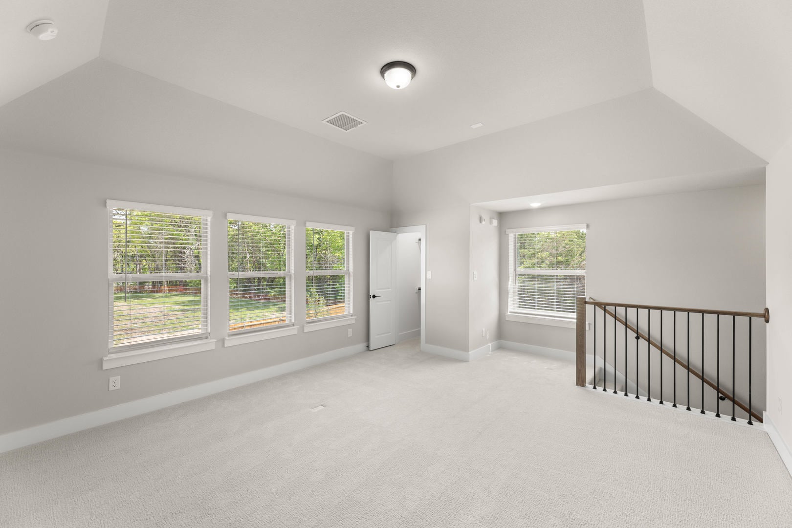 Broadmoor Estates - 25