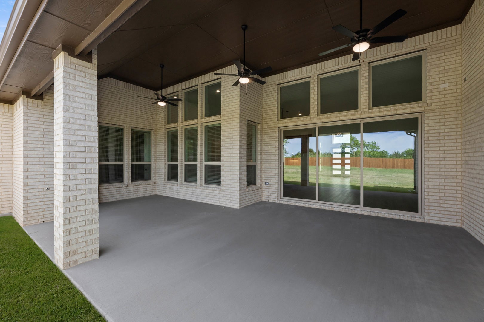 Broadmoor Estates - 03