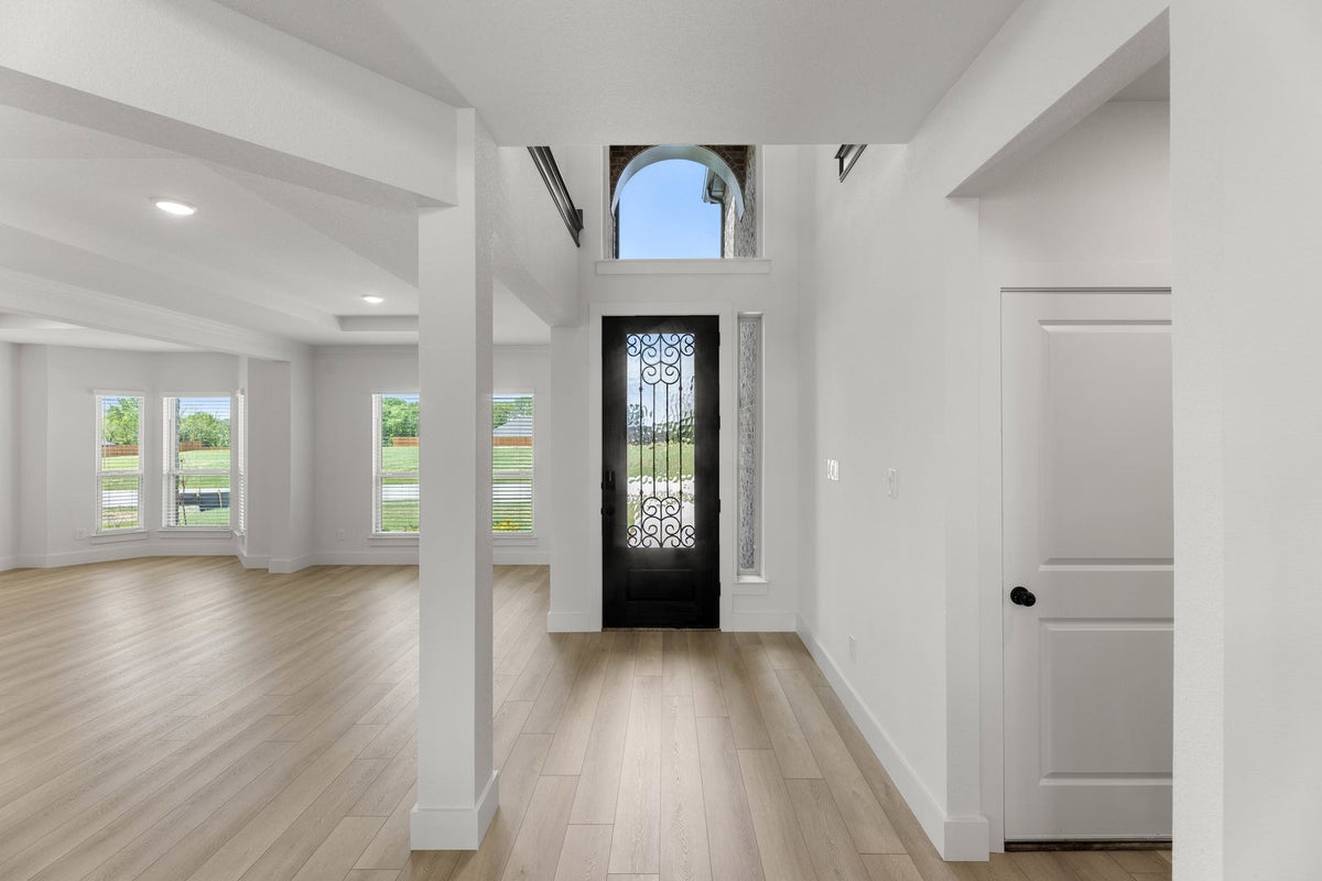 Broadmoor Estates - Photo 06